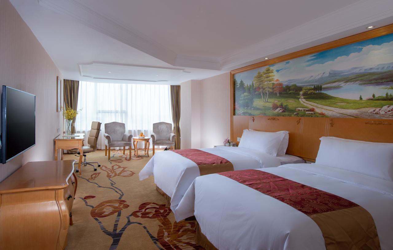 Vienna Hotel Hebei Zhuozhou High Speed Train Station Eksteriør bilde