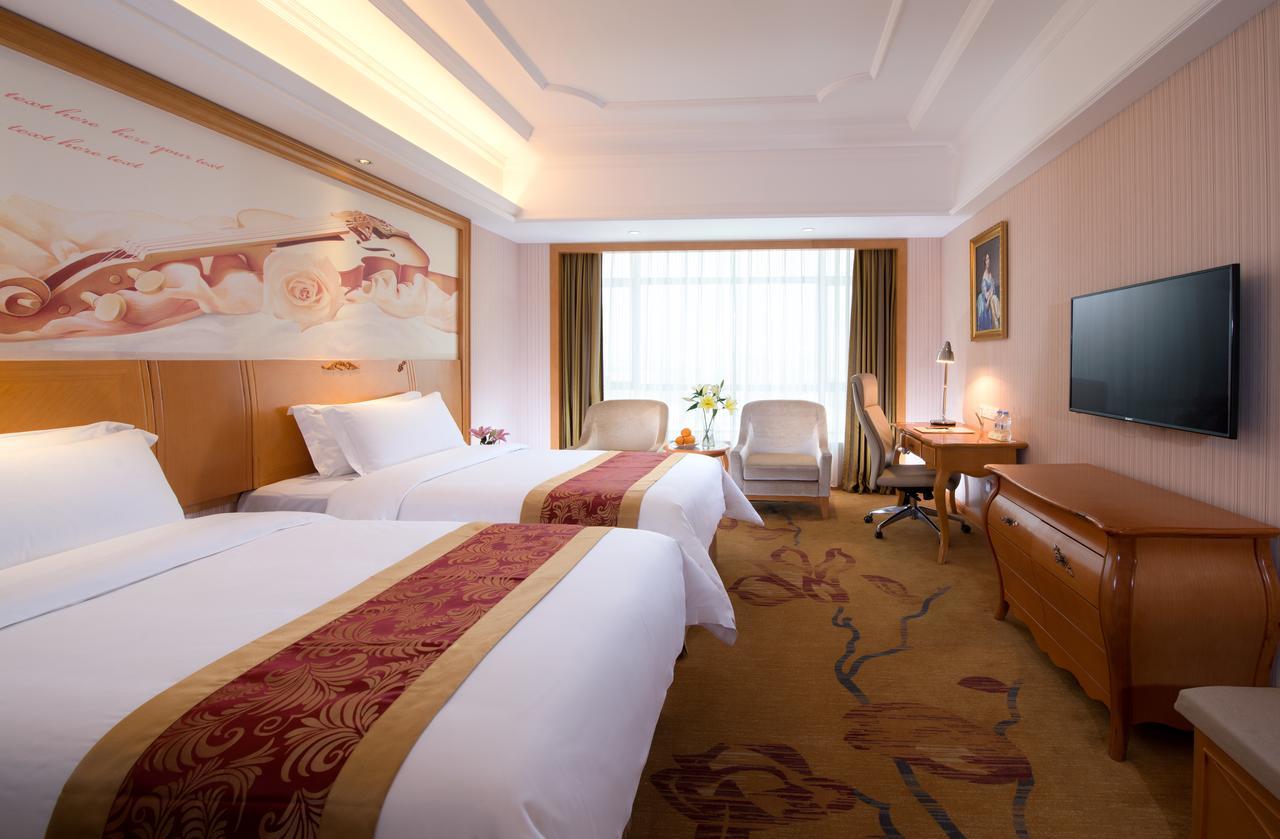 Vienna Hotel Hebei Zhuozhou High Speed Train Station Eksteriør bilde